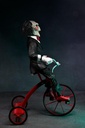 SAW - Billy avec Tricycle - Figurine 30cm