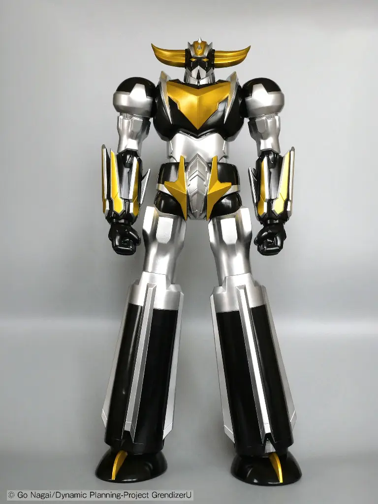 GOLDORAK U - Goldorak "Or et noir" - Figurine Jumbo 64cm